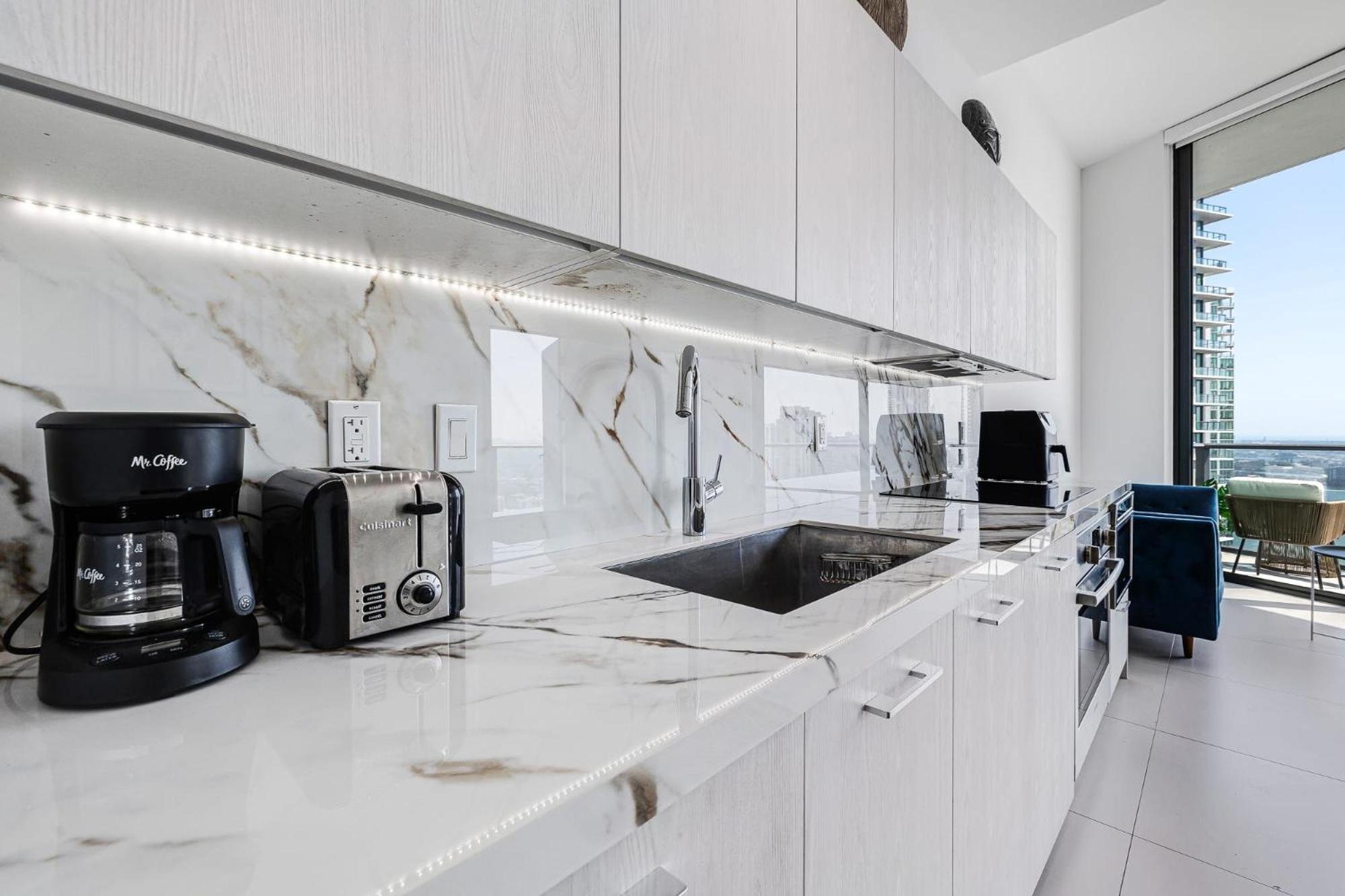Unique High-Rise Condo In 마이애미 외부 사진